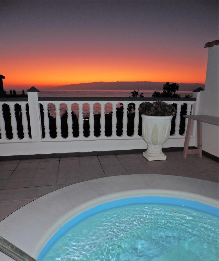Villa Alexander Puerto de Santiago  Eksteriør billede